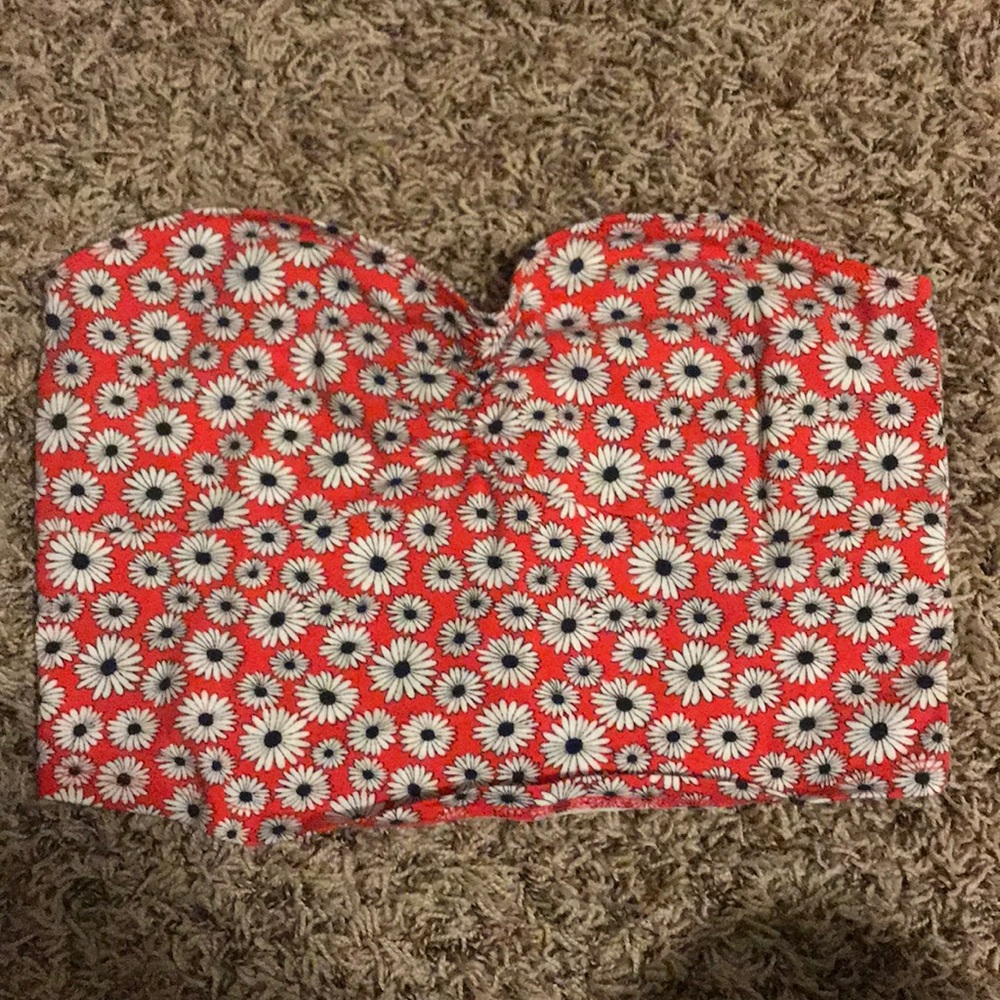 strapless crop top